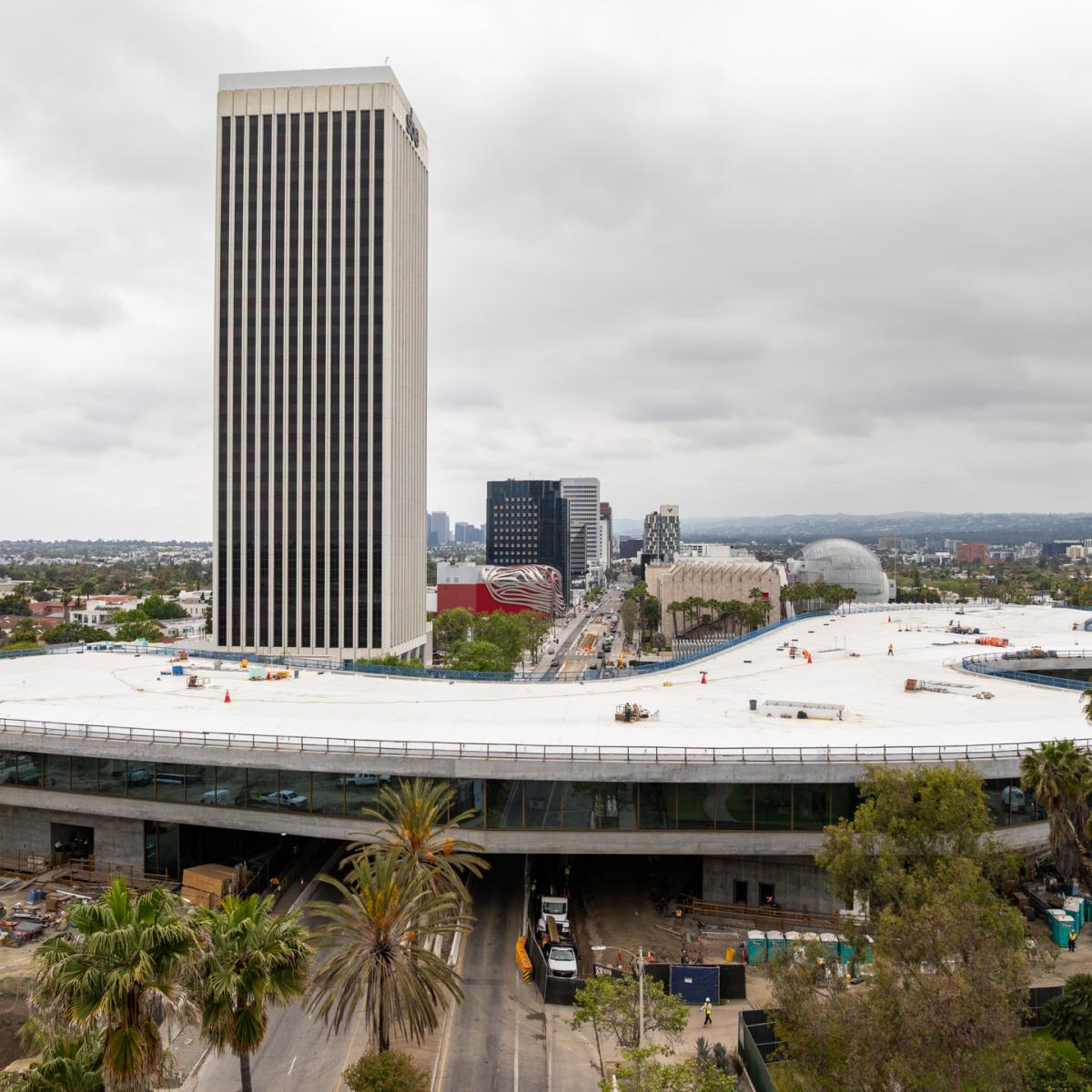 トップス LACMA Los Angeles County Museum of Art Updated LACMA plans and renderings reveal the shape of the
